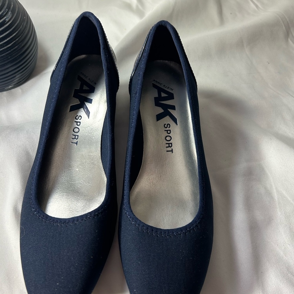 Anne Kline navy blue flats.